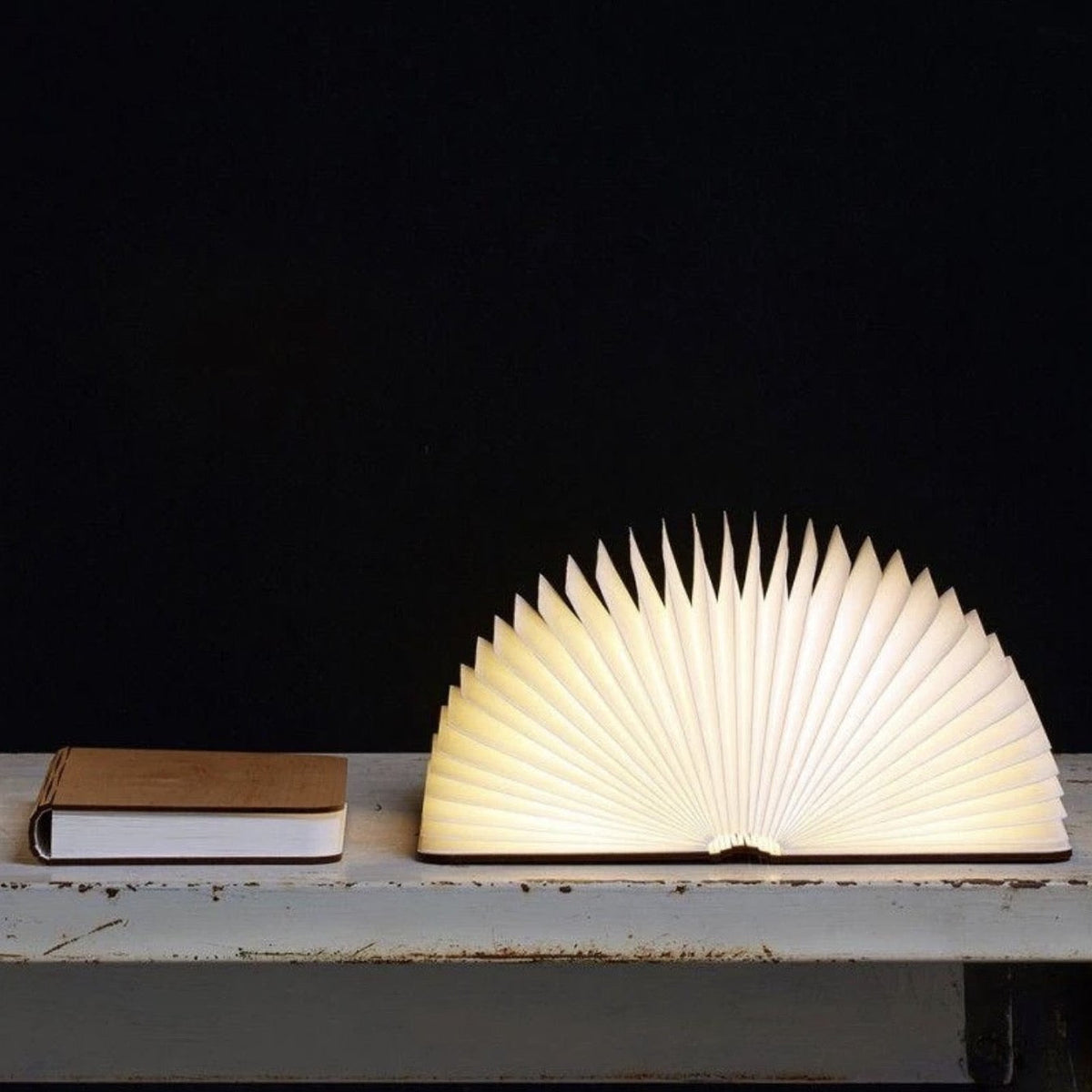 Booklight™ | Créez une ambiance chaleureuse dans chaque pièce !