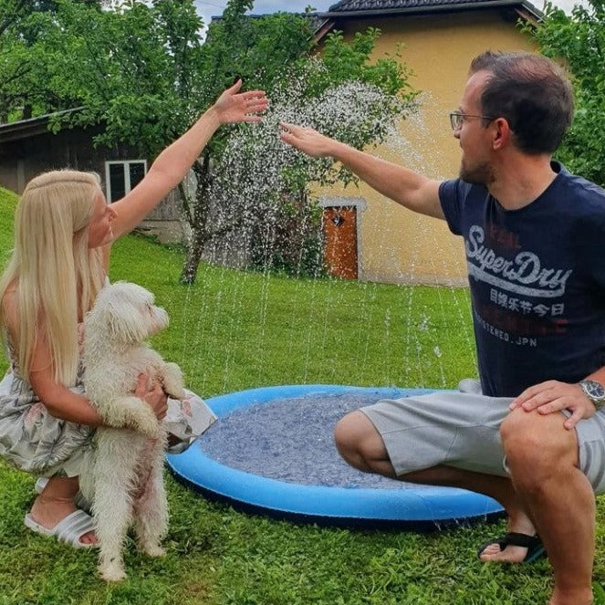 DogBad™ | Coussin de pulvérisation rafraîchissant pour chiens !