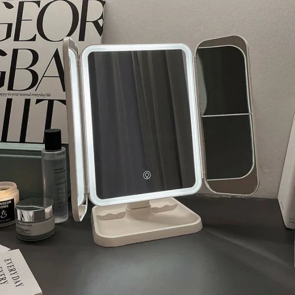 GlowMate™ | Apportez de la lumière à votre routine de beauté.