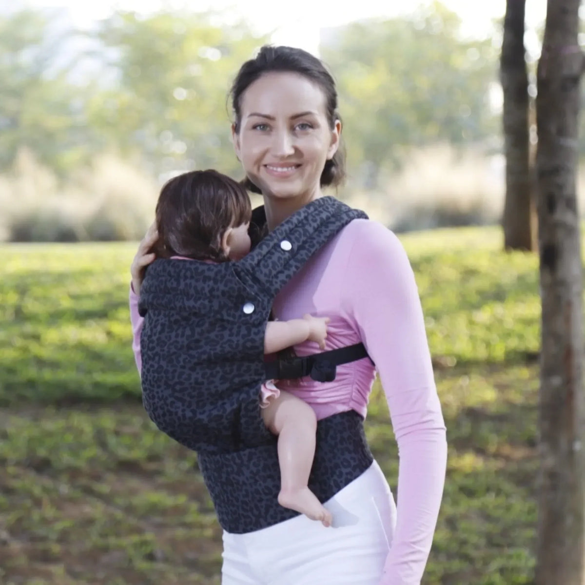 Snug Sling™ | Porte-bébé avec des bandes réglables