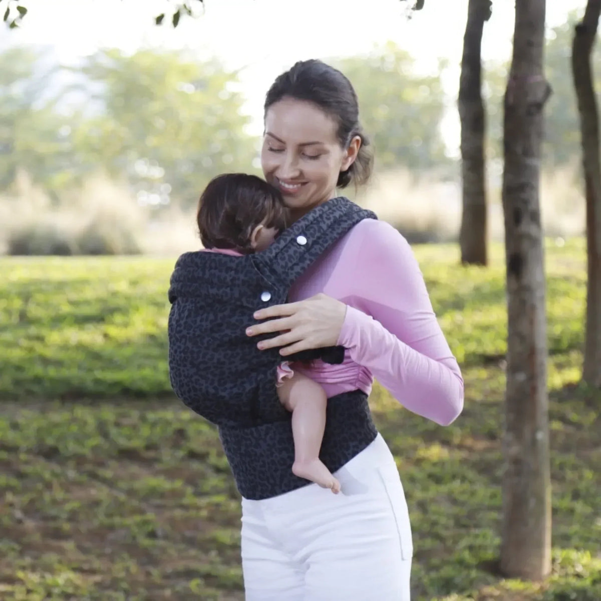 Snug Sling™ | Porte-bébé avec des bandes réglables