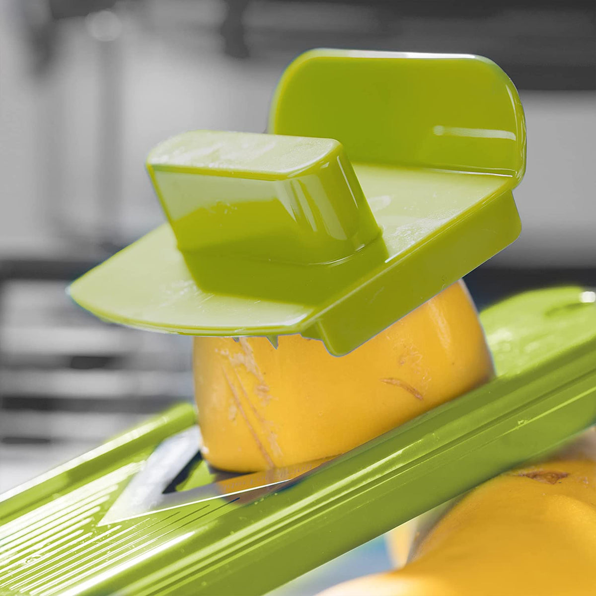 VeggieMix™ | Coupe-légumes avec inserts interchangeables