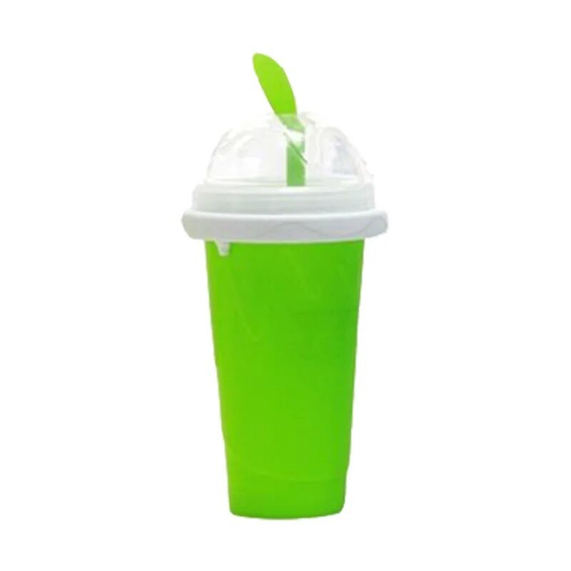 Slush Cup™ | Créez une boisson glacée avec un gobelet à presser