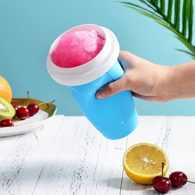 Slush Cup™ | Créez une boisson glacée avec un gobelet à presser